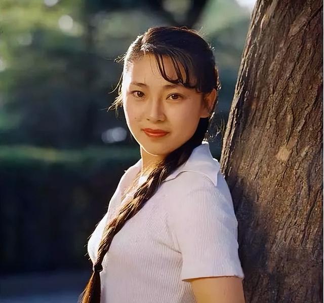 住地下室10年！李連杰前妻「咬牙撫養兩女兒長大」從不埋怨　「再婚組六口之家」終於收穫真正的幸福