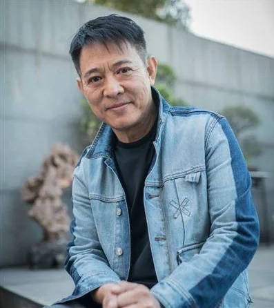 住地下室10年！李連杰前妻「咬牙撫養兩女兒長大」從不埋怨　「再婚組六口之家」終於收穫真正的幸福