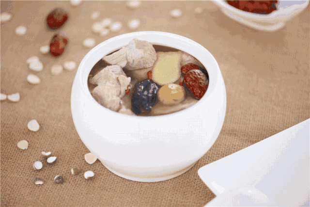 關乎來年運勢！大雪節氣「七大風俗」宜忌　多穿這個顏色的衣服「會有財運收益」現在知道還不晚