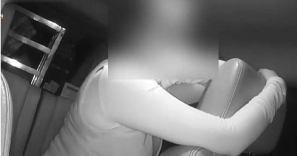 跟爸媽吵架!女網紅賭氣離家「被命令含住吹5秒」淚崩 哭求「現在只想回家」後悔:我錯了