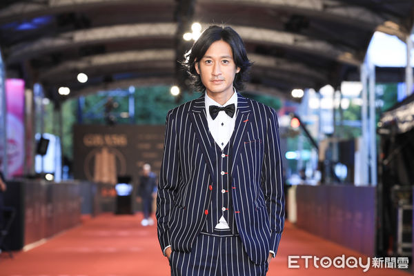 勒緊褲帶過活！金鐘男星「3年只接到一部戲」偕母租屋淡水　「每天騎單車通勤」淚謝柯叔元霸氣伸手