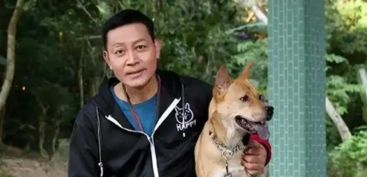綠葉男星59歲離世！「長跑13年戀情無果」偷偷退出圈內群組　「無兒女送終」生命最後和狗相伴
