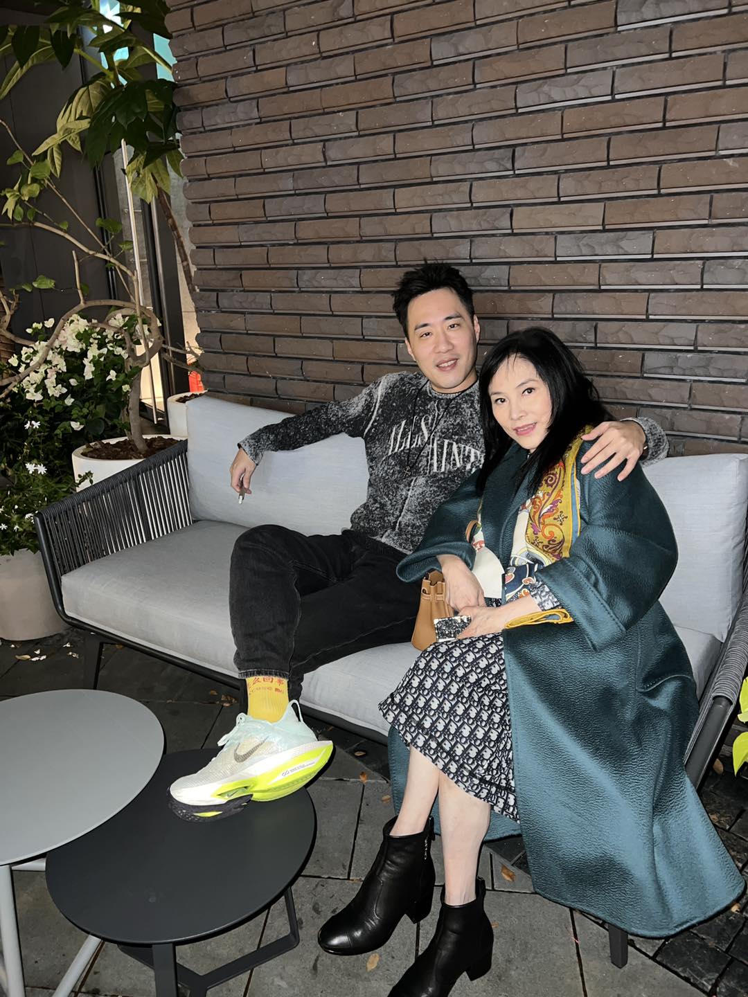 訂婚後首露面！余祥銓公開婚禮細節「李亞萍哭喊難承受」觸景傷情　爸媽急抱孫「小倆口曝做人進度」