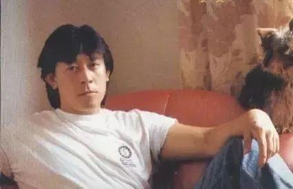 她蹲過監獄！離3次婚「被大13歲富商」追30年　61歲再嫁豪門「70歲近照」驚艷眾人