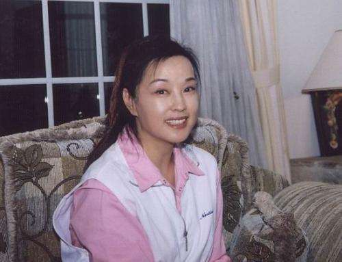 她蹲過監獄！離3次婚「被大13歲富商」追30年　61歲再嫁豪門「70歲近照」驚艷眾人