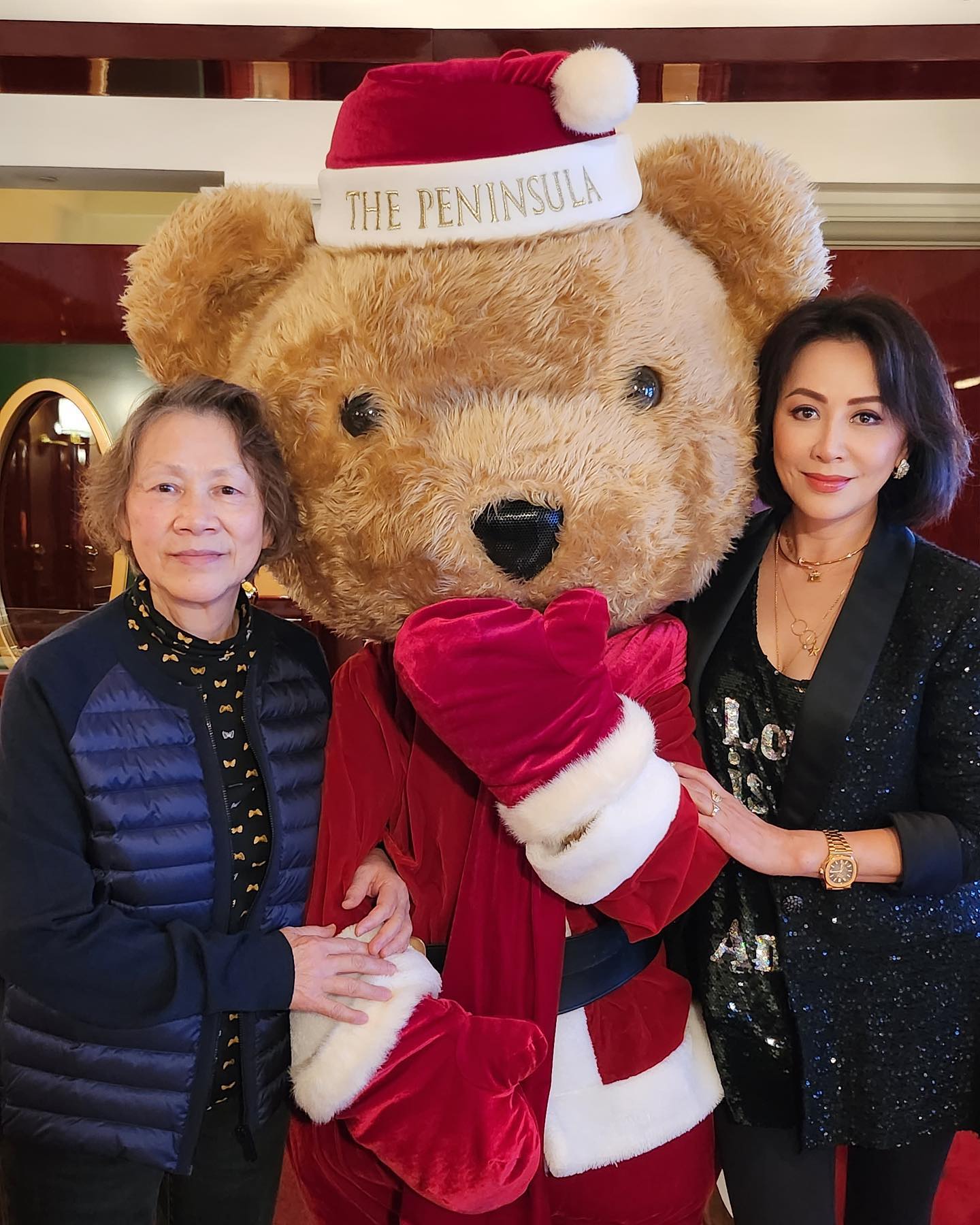 母女都吃防腐劑！57歲劉嘉玲「罕同框77歲母」長相神複製　「脂粉未施不輸女兒」驚人背景曝