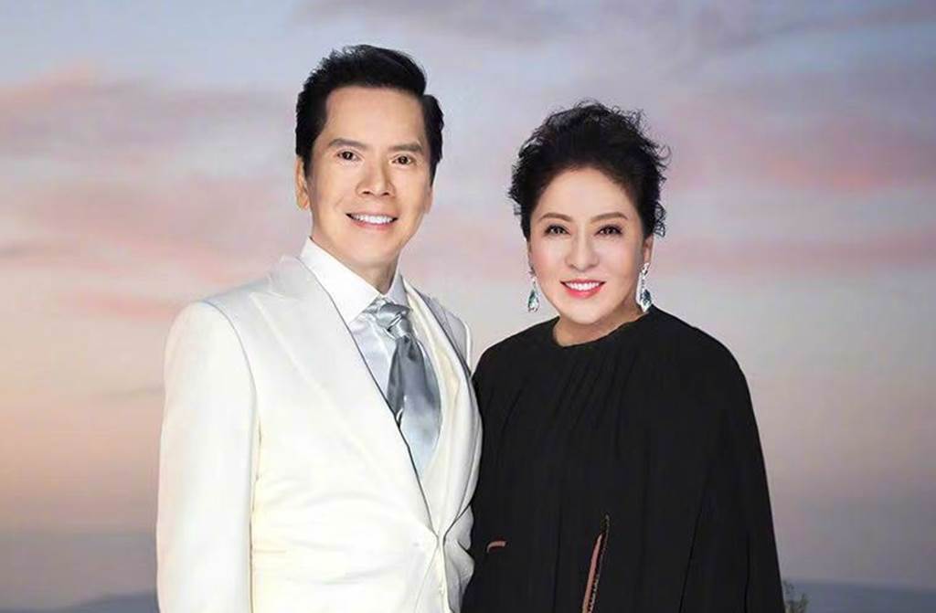 向太陳嵐首度公開香港奢華豪宅 古董玉器、名牌包牆驚艷全網 連馬雲都讚嘆不已
