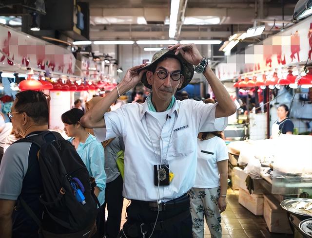 曾遭冷凍6年!知名男星「靠台灣影帝相救」難東山再起 66歲近況「穿制服站街頭」:身型消瘦認不出