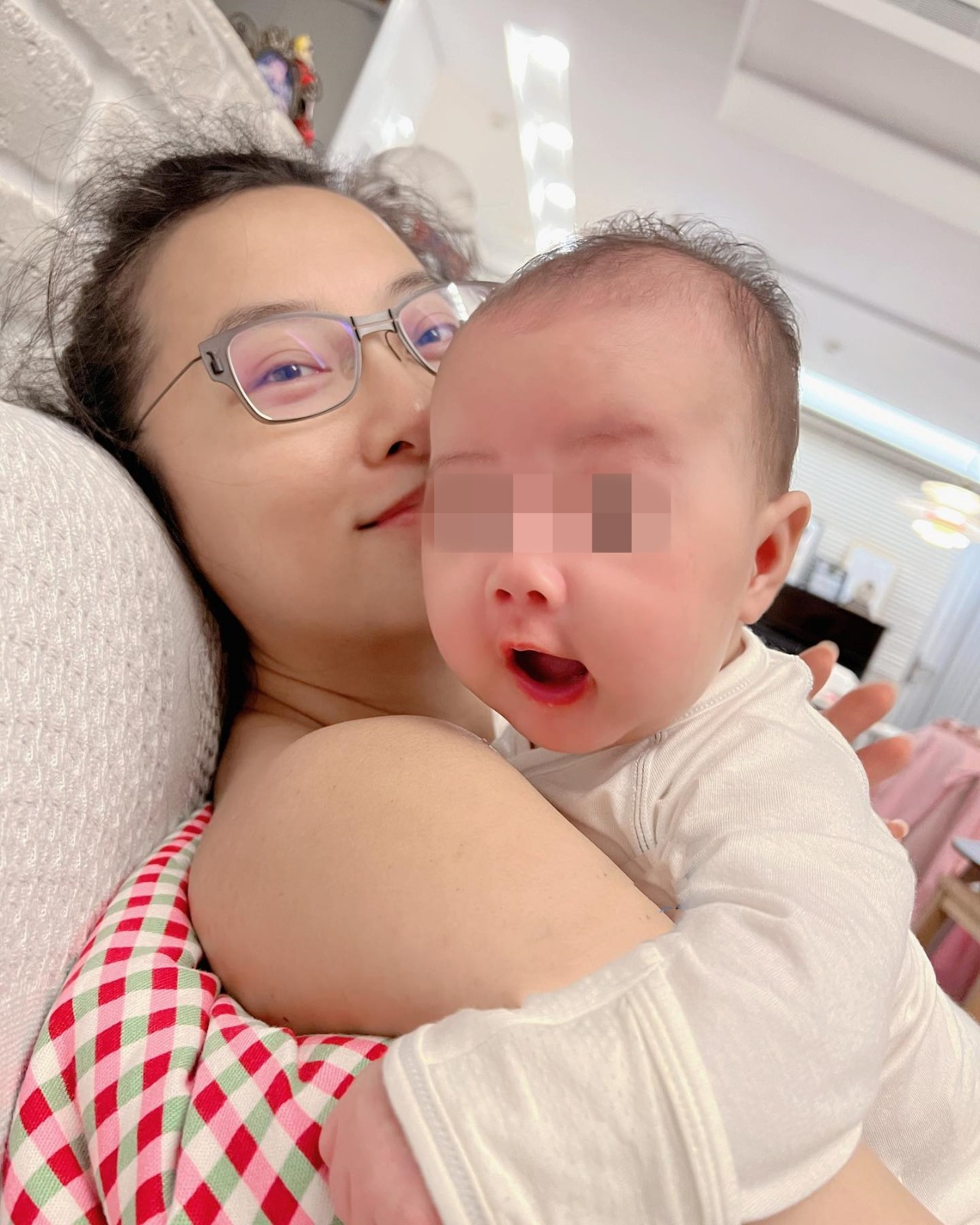 砸200萬求子！43歲女星終得女「坐月子卻哭醒」：怕孩子不見　患得患失「認像被害妄想症」逼瘋自己
