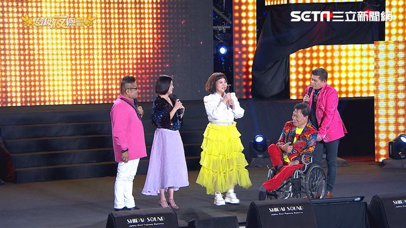 大牌哥離開2個月！搭檔女星隔空對唱「淚灑錄影現場」哽咽不成聲　「至今不敢提他」憶生前：早已情同家人