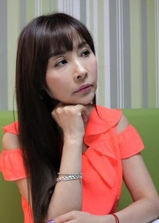 沒辦法治癒！許聖梅被醫生告知「3年內會瞎掉」　不是白內障「檢查也難發現」：已經黑一片了