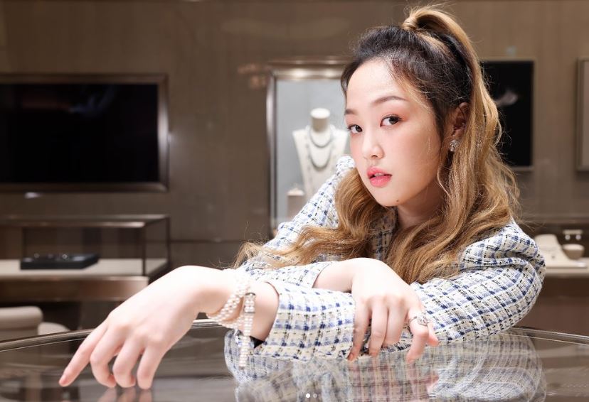 星二代壓力大！陽帆24歲愛女「仙氣長相曝光」一開口驚豔全場　靠自己實力走紅「吐槽爸不浪漫」