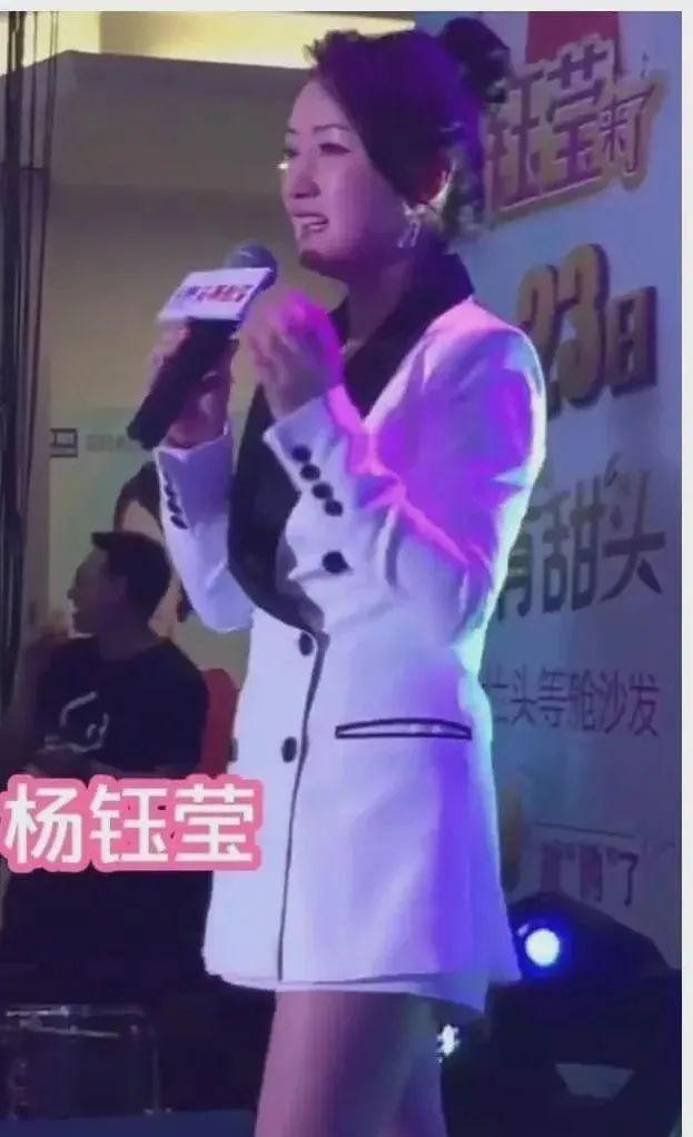 逆境重生！她是「玉女掌門人」紅極一時　今51歲「落魄到工地賣唱」網友：不可憐「豪宅頂樓有花園」