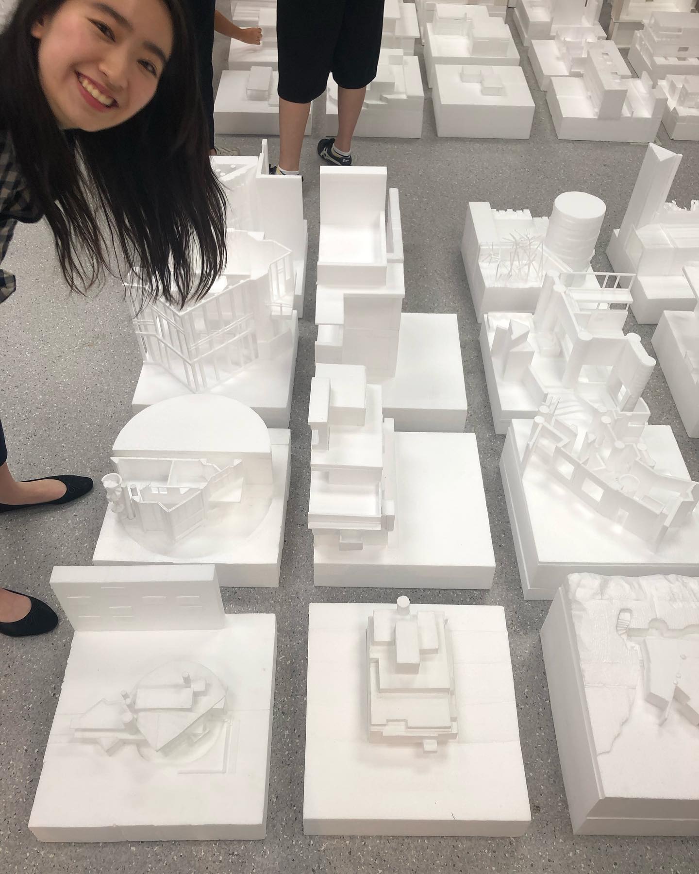 美到飄仙氣！「最美星二代」頂尖大學畢業：最感謝媽媽　曬「母女合照」高顏值網狂讚：明年選港姐
