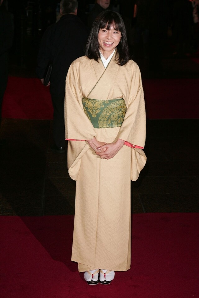迷倒木村拓哉！《悠長假期》山口智子「經典年上戀」爆紅日本　59歲「俏麗短髮超凍齡」身材更犯規❤️