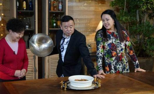 為愛陪住8年男廁所！爆紅後被老公嫌棄2年　她25個字「挽回婚姻」成億萬闊太