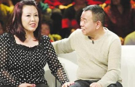 為愛陪住8年男廁所！爆紅後被老公嫌棄2年　她25個字「挽回婚姻」成億萬闊太