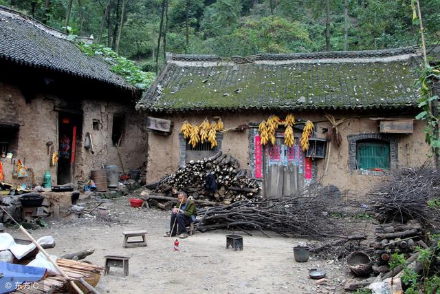 媽媽病重三兒不救！老父親臨終前「立下百萬遺囑」　「兒子們看完」全泣不成聲