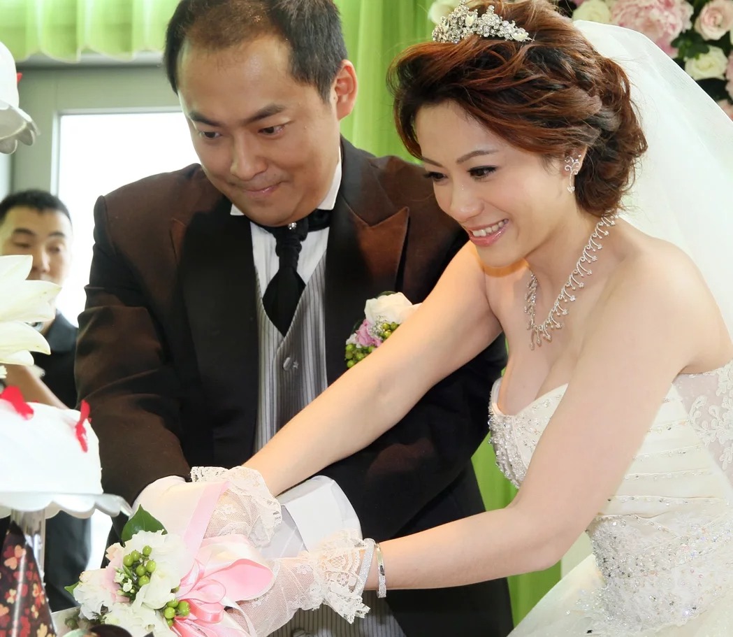 靠自己撐起家！柯以柔花4年半離婚「坦言如釋重負」　翻身成女強人「賺進兩間房」年獲千萬營收