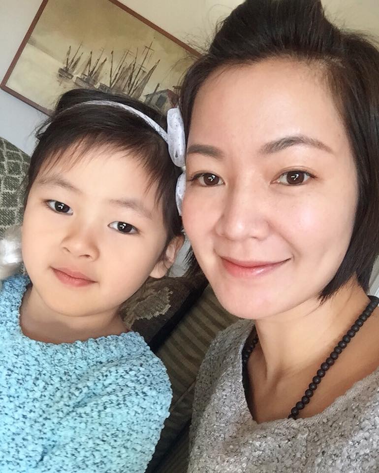 女兒長大了！阿雅罕曝8歲愛女「氣質漂亮美貌」驚豔眾人　伶牙俐齒網讚「媽媽基因太強大」