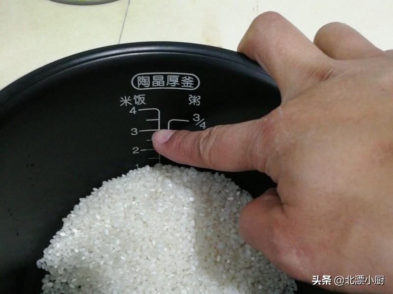 煮米飯不要只加水！會發黏不好吃「多加1味料」米飯香甜　牢記4要點「軟硬適中」顆粒分明