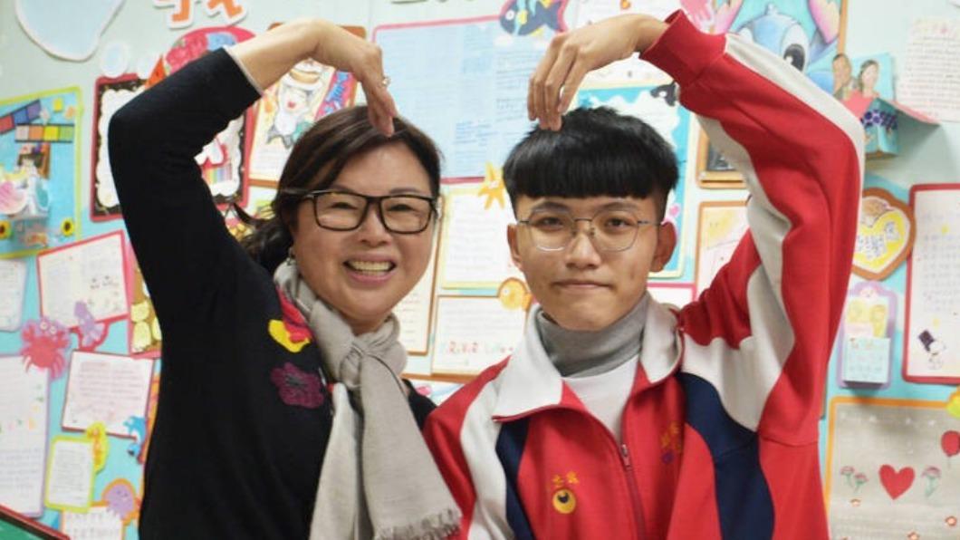桃園啟英高職生李忠誠逆境中奮發 以優異成績錄取台大會計系創歷史紀錄