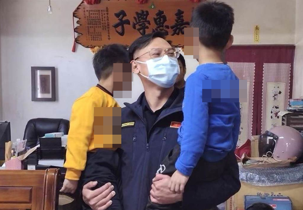 打零工扶養雙胞胎！單親母元旦病逝「獨留6歲兩兄弟」哭喊：媽媽叫不醒　登門一問「已成孤兒」惹鼻酸