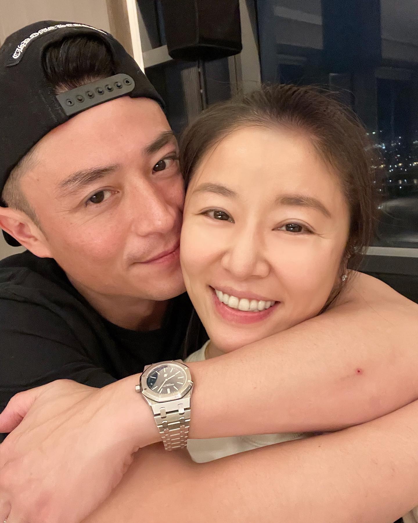 結婚7年屢傳婚變！霍建華遭捕獲「與妻現身聚會」幸福肥驚人　畫面中1細節「罕見婚姻狀態」