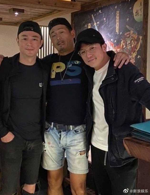 結婚7年屢傳婚變！霍建華遭捕獲「與妻現身聚會」幸福肥驚人　畫面中1細節「罕見婚姻狀態」