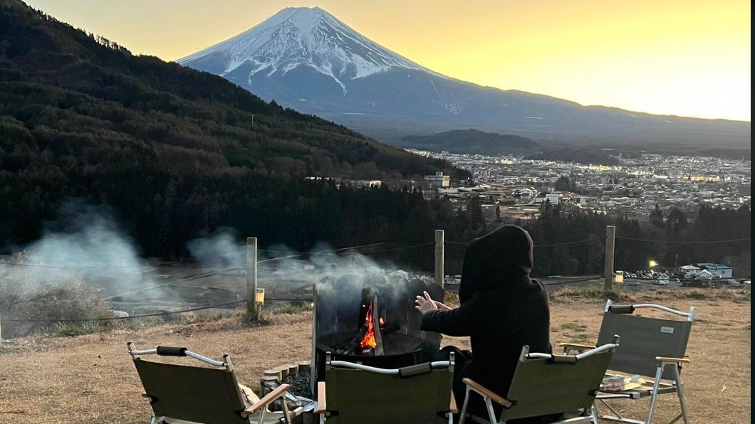 離婚15年了！55歲詹雅雯「日本遇到幸福」喜傳好消息　她幸福「PO出對方照片」：整顆心都暖了❤