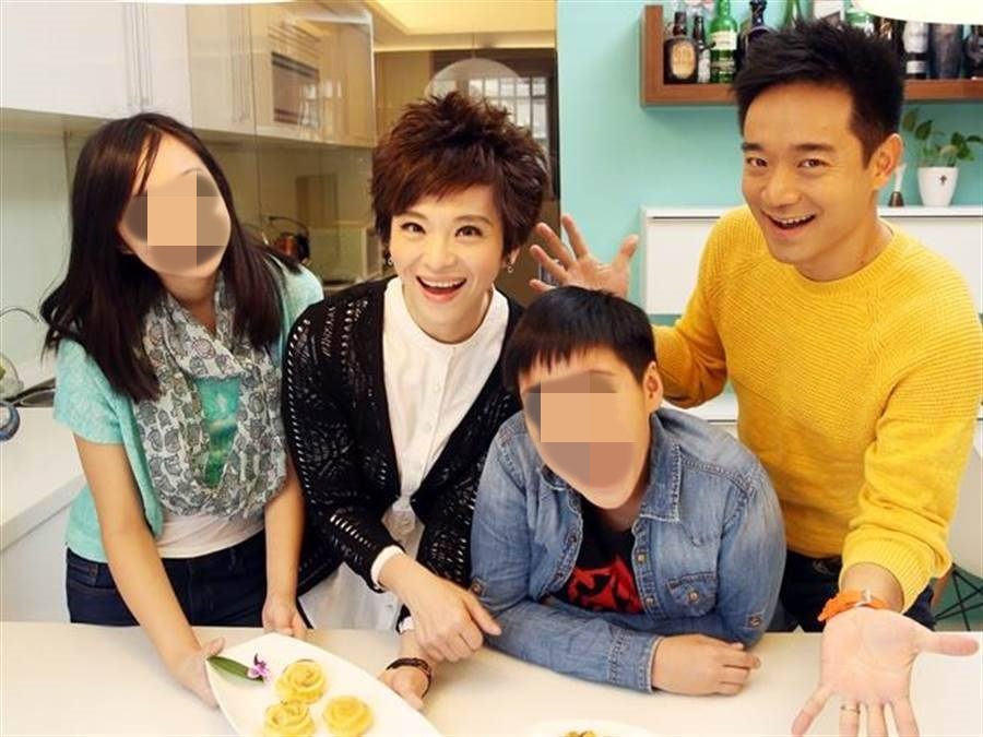交往4個月閃婚22年！張珮珊夫妻「赴南極慶結婚紀念日」甜蜜放閃　突自爆「已交代後事」尪嘆：會很想她