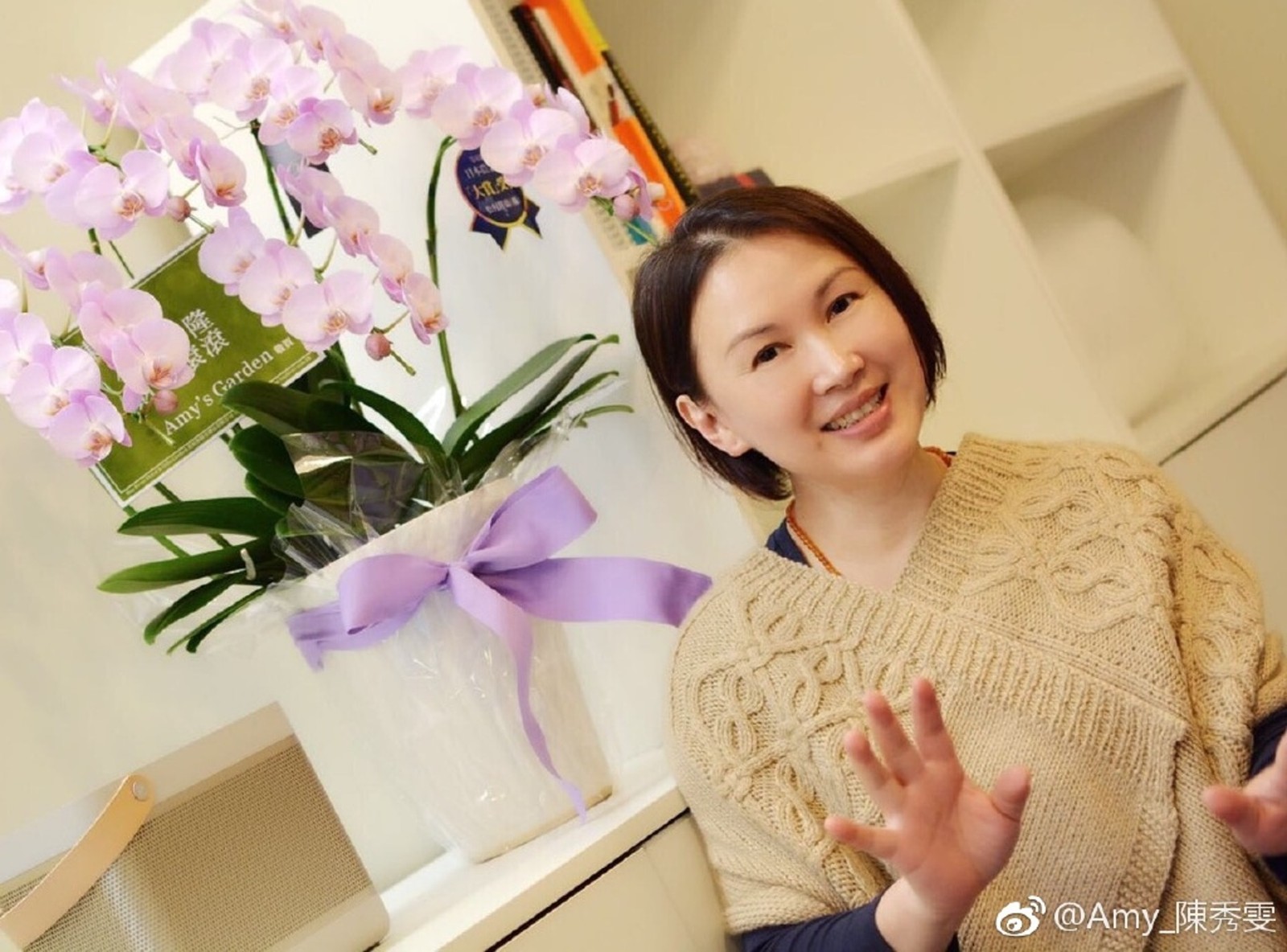 軟爛尪掏空家產！當紅花旦「挺孕肚阻止他出家」隱忍28年婚　恢單後「61歲圓潤可愛」近況曝