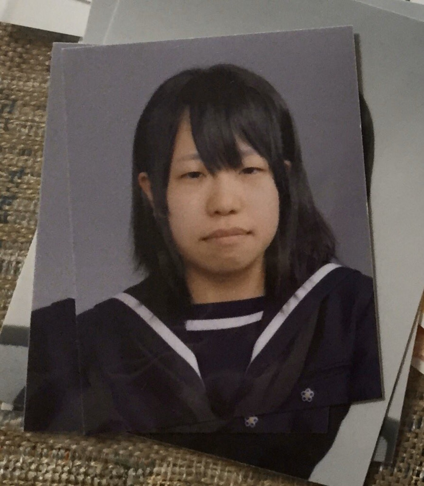 夢想當模特兒！小眼女被笑「沒有照過鏡子」　她決定整形「25歲逆襲為美女CEO」正到撞臉女明星