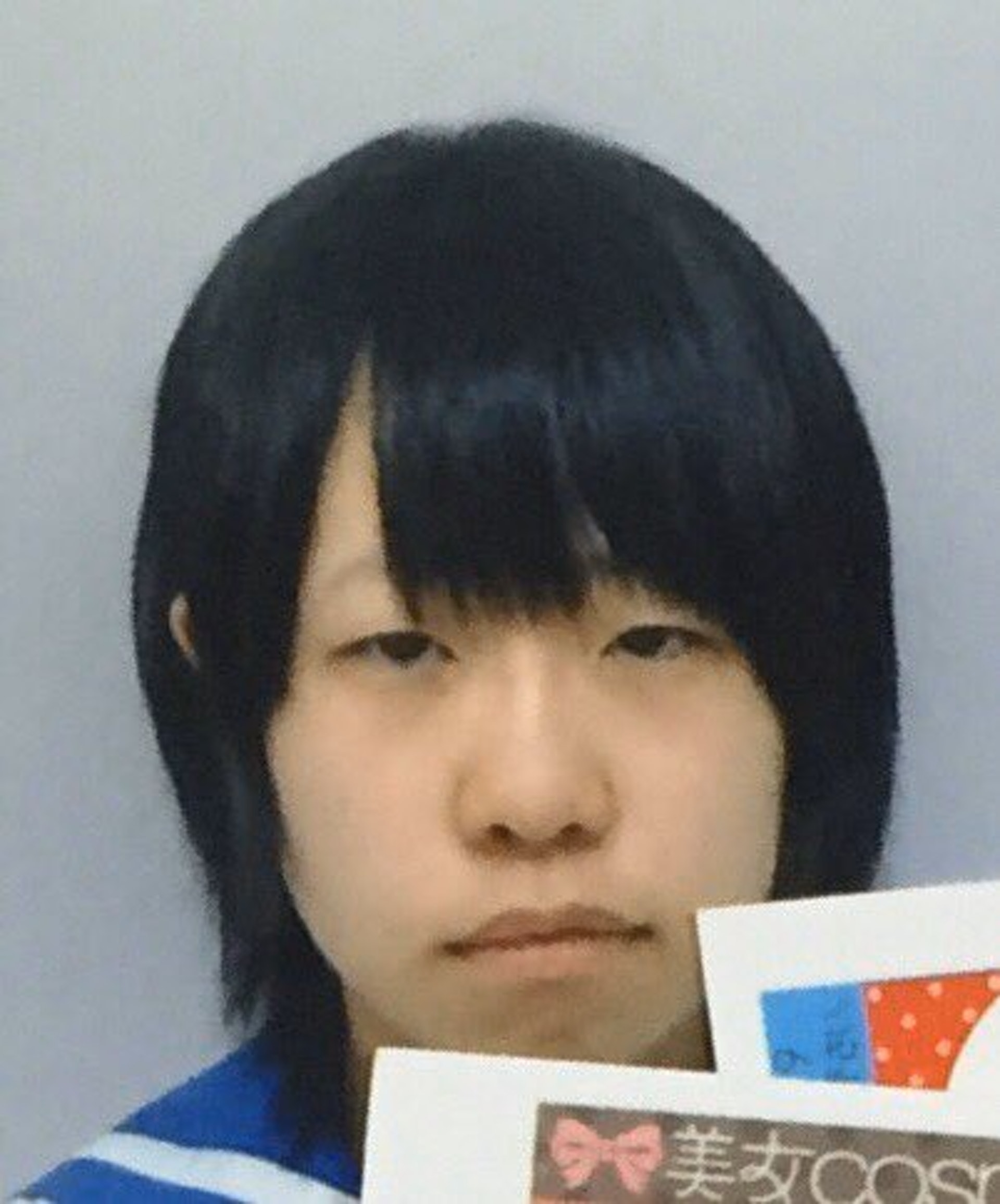 夢想當模特兒！小眼女被笑「沒有照過鏡子」　她決定整形「25歲逆襲為美女CEO」正到撞臉女明星