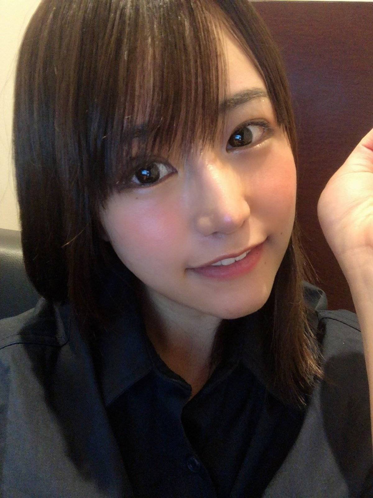 夢想當模特兒！小眼女被笑「沒有照過鏡子」　她決定整形「25歲逆襲為美女CEO」正到撞臉女明星