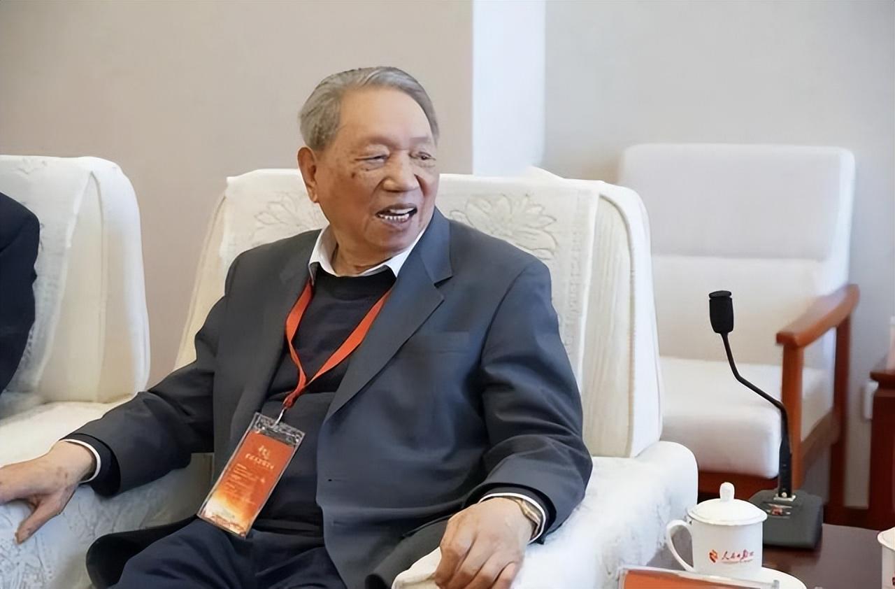 91歲院士提醒「高血壓少吃3素食」　護血管「要做好3件事」