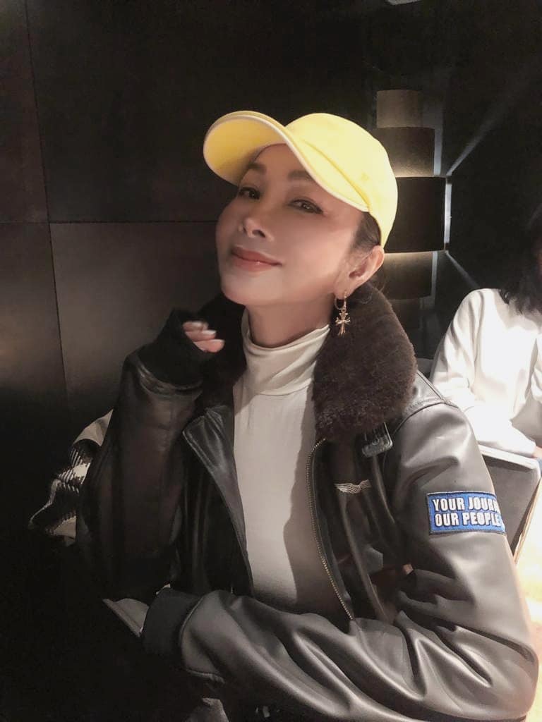 婚宴重逢老友！陳美鳳「驚喜同框瓊瑤小生」感情超熱絡　71歲趙樹海「鬢角斑白」淡出近況曝