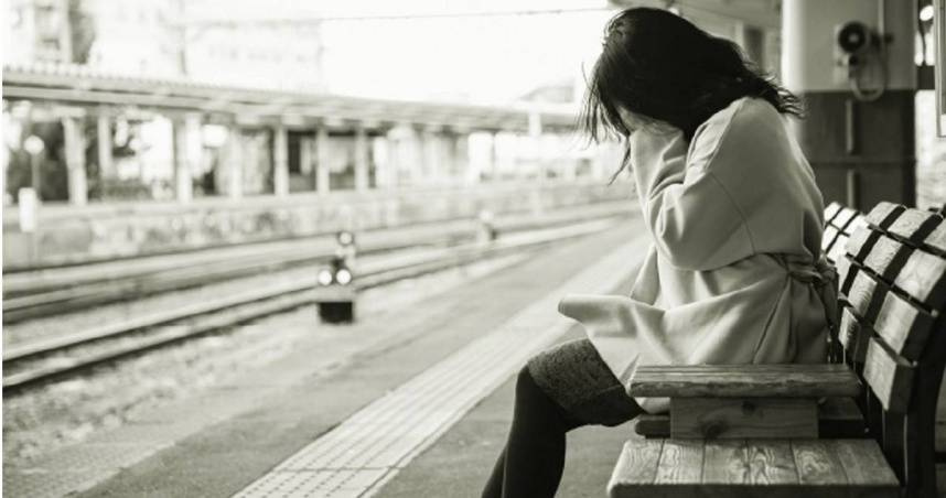 原本是人生勝利組！29歲女學霸「出社會淪落街友」無家回　曝辛酸過往「差點走上絕路」看哭父母