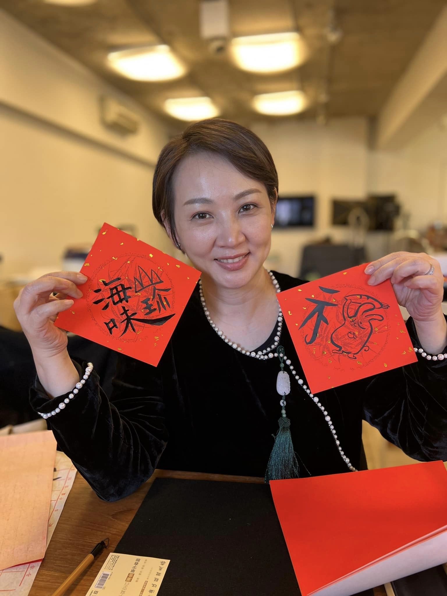 婆婆80大壽在除夕！郁方「換一種方式祝壽」親手寫祝福　為長輩添壽「見這一幕」心疼哭了