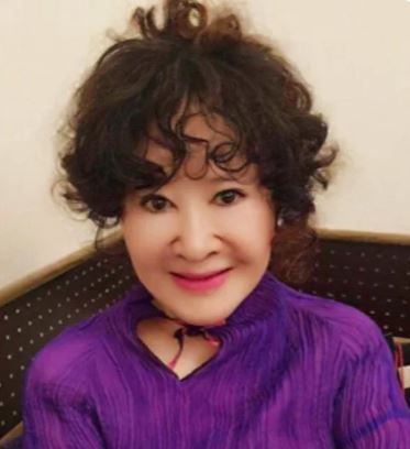 重病消失8年！81歲資深女星「一看檢驗報告」嚇到恐慌憂鬱　「50家分店全倒光」嘆：我什麼都不會