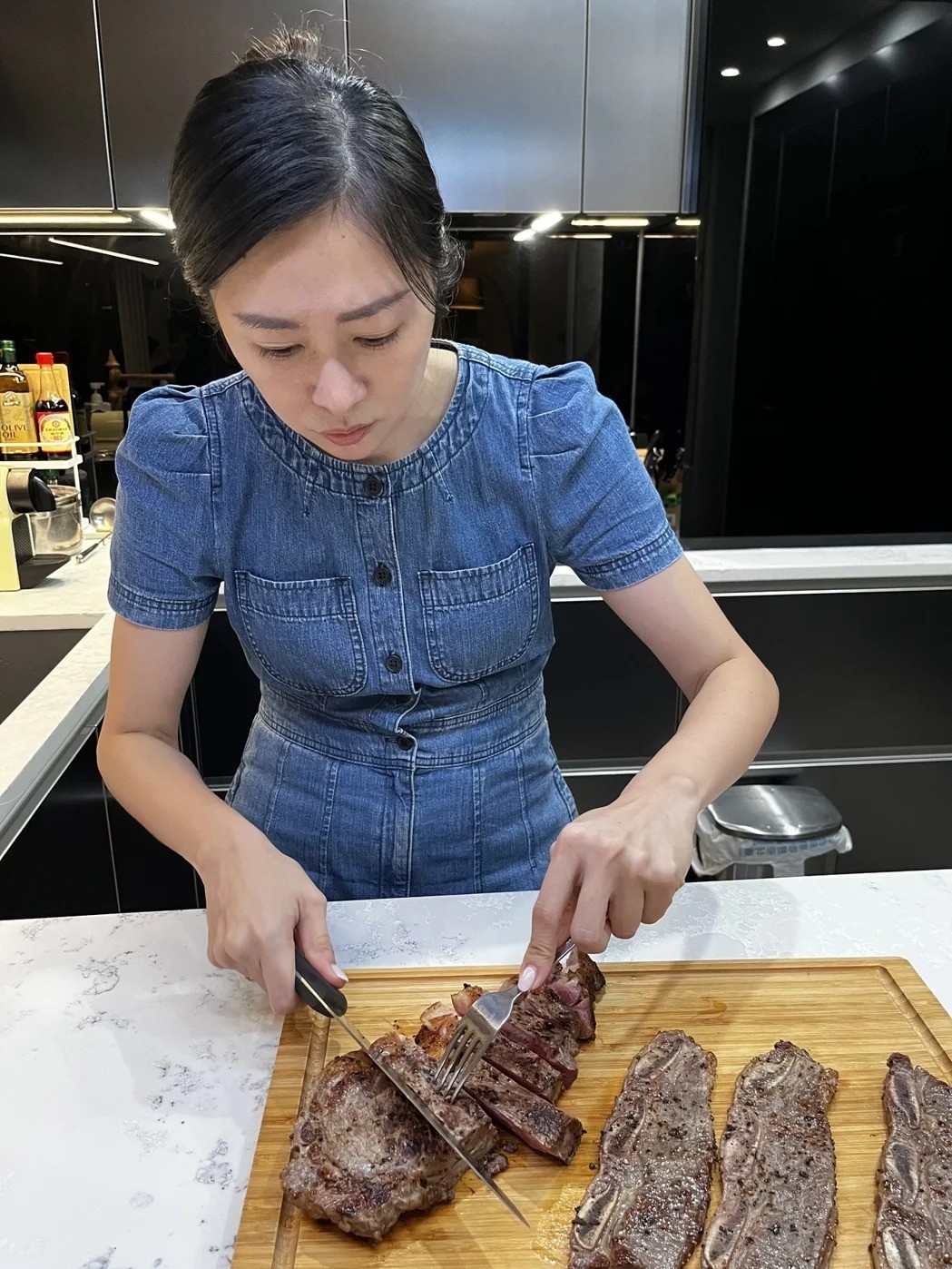 3年看百間房！38歲女星「入手超讚豪宅」小白變看屋達人　開箱愛巢「廚房狠下重本」網驚呼太便利