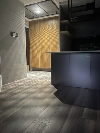 3年看百間房！38歲女星「入手超讚豪宅」小白變看屋達人　開箱愛巢「廚房狠下重本」網驚呼太便利