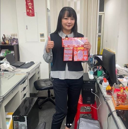 不眷戀演藝圈！45歲女星離婚又遭騙百萬「轉行當房仲」　近照被挖出「身材全變調」網錯愕：認不出來