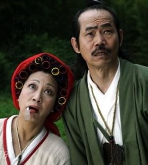 李小龍指定替身！《功夫》男星「爆落魄沒戲拍」月收剩7K　72歲蓄鬍露面「變身時尚潮爺」