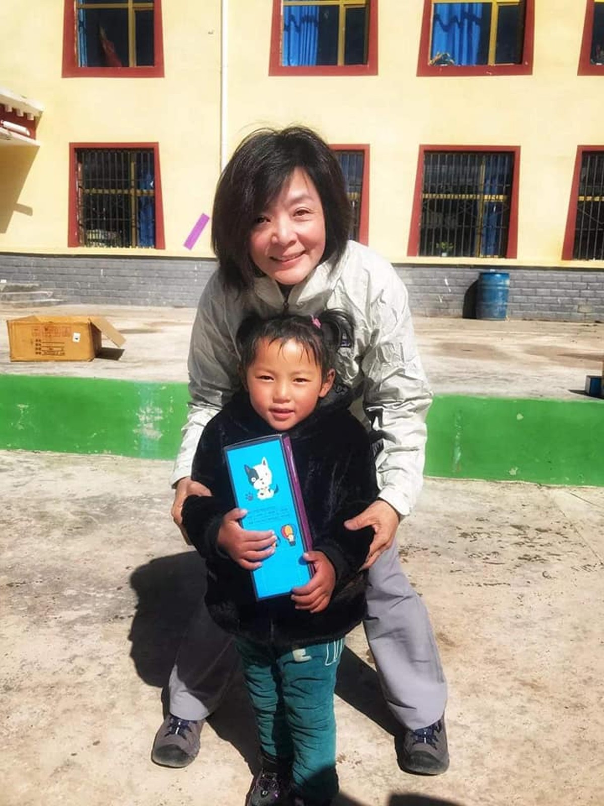 周潤發傳為她輕生！最美小龍女「苦戀無果又離異」62歲優雅模樣曝　晚年學佛行善「助養多名孤兒」