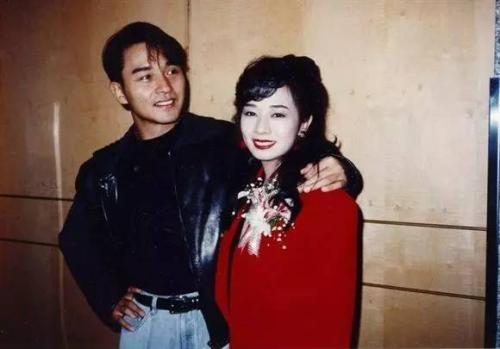 當年一見鍾情！張國榮「唯一求過婚的女人」分手後關係昇華　62歲「歷經2次失敗婚姻」三婚近況曝光