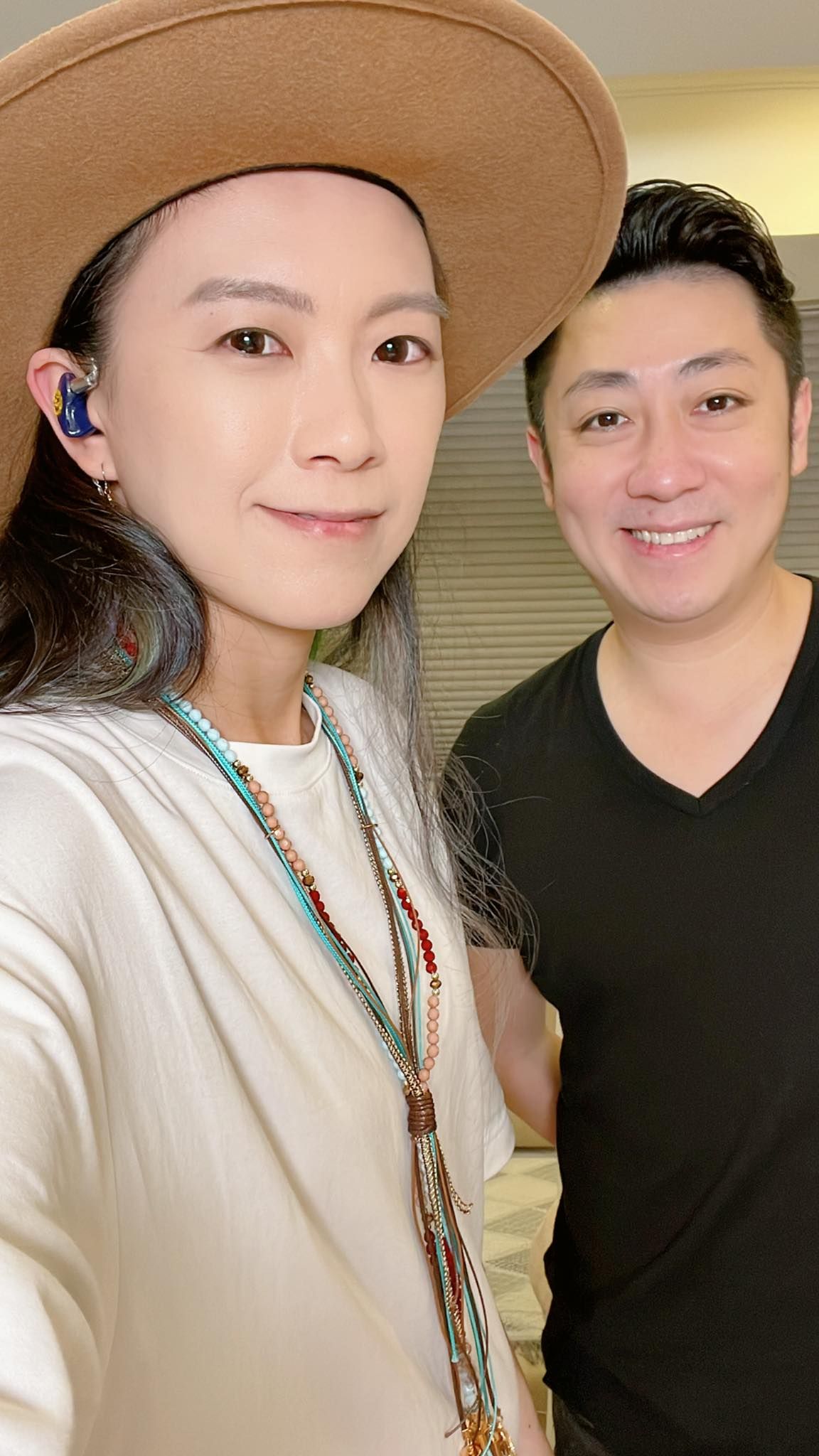 艾成走後半年！《超偶》女歌手公開遺作「唱到一半淚崩」　與王瞳相擁大哭「曝光未來追思計畫」
