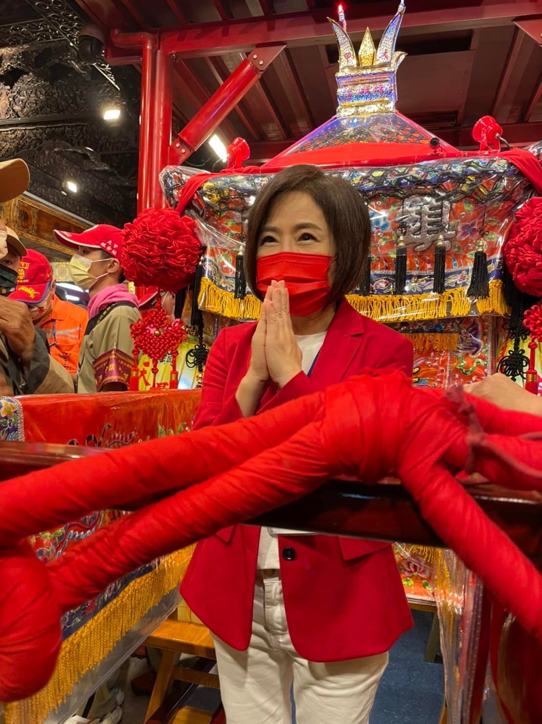 除夕買花求好運！于美人初一早上看「半盆都枯萎」心驚急扔　果真「家裡出事了」嘆：不敢再買了
