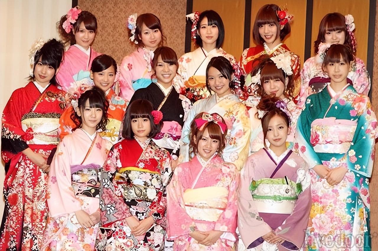 從富太淪為陪酒女!知名女星被「假富豪丈夫」騙走所有財產 離婚後「為養孩子下海」:請粉絲多多關照