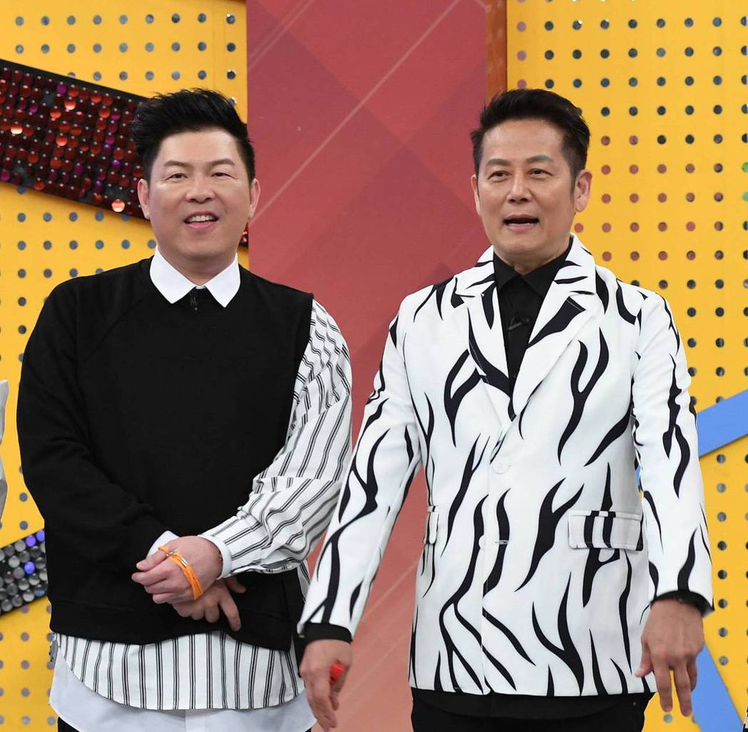 豪擲70萬不後悔！主持一哥懂感恩「大手筆犒賞工作人員」　爽發「5位數紅包」給1歲孫：最開心的一年